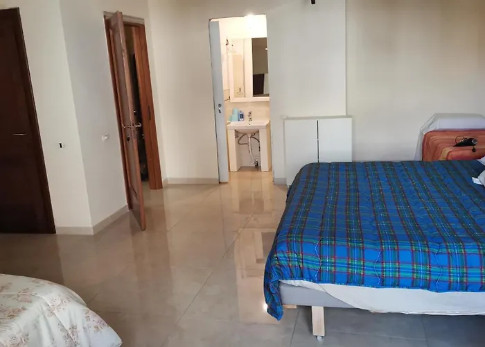 Con Parking Отель типа 